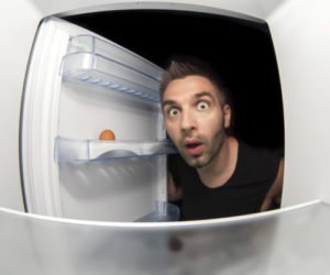 frigo refrigerateur vide 300x250 - Indice de la faim : le Maroc pire que l'Algérie!