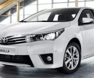 Toyota Corolla 2016 300x250 - Toyota: alerte mondiale lancée sur les Corolla!