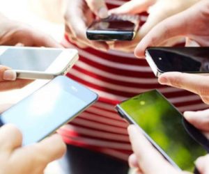 appels mobile 300x250 - Téléphonie : Inwi lance le premier forfait dédié aux étudiants