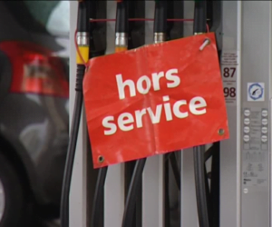 boycott essence carburant 300x250 - Carburant : une campagne de boycott démarre aujourd'hui