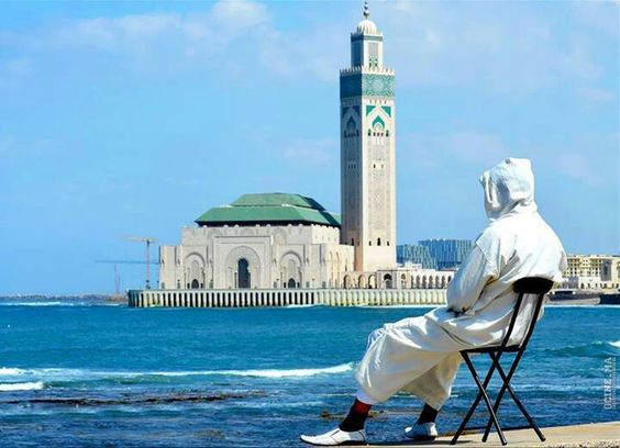 mosquée hassan 2 - SM le Roi donne Ses Hautes instructions pour la réouverture progressive des mosquées fermées, en coordination avec les autorités sanitaires et administratives (communiqué)