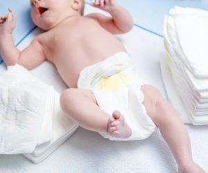 couches bébés 300x250 - Des résidus toxiques dans les couches bébés!!