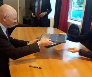 Coopération HEM UE 4 300x250 - HEM et la Délégation de l'Union Européenne au Maroc signent un accord de coopération