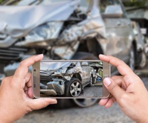 assurance auto digitale 300x250 - Assurances Auto: RMA lance un service après-vente à distance