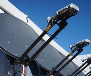 Maroc Telecom lance l'"ADSL" parabolique parabole 300x250 - Maroc Telecom lance l'"ADSL" parabolique