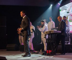 IMG 7839 300x250 - Ragheb Alama, a enflammé la scène de Mazagan Beach & Golf Resort