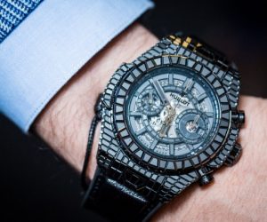 hublot 300x250 - Montres de luxe : la marque Hublot cartonne au Maroc