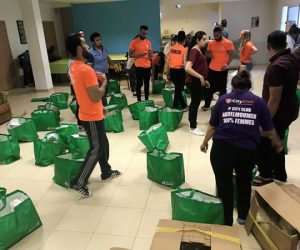 IMG 3044 300x250 - City club s’allie aux bénévoles de feu Mohamed M’jid pour les « Ftours du cœur » (PHOTOS)