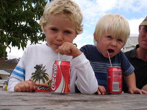 coca cola enfant – Consonews - Premier site consommation au Maroc