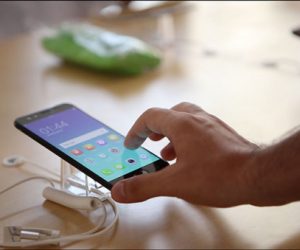 IMG 3221  300x250 - OPPO dévoile la nouvelle version Black du F3 (PHOTOS)