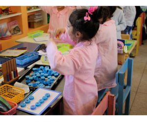 Ecole Recyclage Bouchon Math 300x250 - Fondation Mohammed 6 pour la Protection de l'Environnement - Plus de 60 écoles primaires labellisées Pavillon Vert en 2017