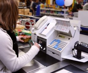 grande distribution 300x250 - Distribution : Label Vie crée une licence professionnelle dédiée