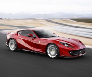 ferrari 812 Superfast 300x250 - La Ferrari à plus de 5 millions de DHS débarque au Maroc!