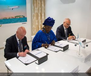 AIRBUS Air Senegal signature  300x250 - Air Sénégal commande deux A330neo