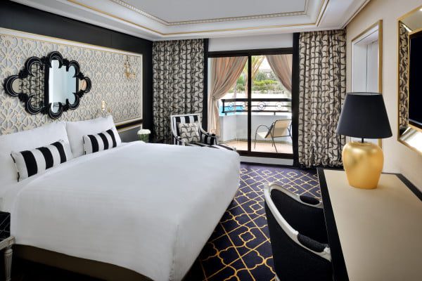 Deluxe Room - Avec son premier hôtel 5 étoiles au Maroc, le groupe Marriott affiche ses ambitions pour la ville de Fès et le Royaume