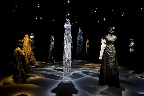 Les Robes Sculpture Noureddine Amir  - La Fondation Jardin Majorelle consacre une exposition au couturier marocain Noureddine Amir au musée YVES SAINT LAURENT Marrakech