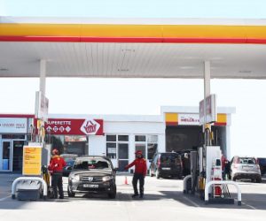 YPP 6456 2 300x250 - Vivo Energy Maroc lance le premier magasin Leader Price dans une station Shell