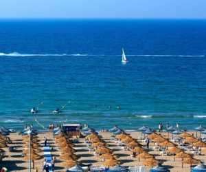 saaidia 300x250 - Voyages: rush portugais sur Saaidia!