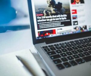 information en ligne 300x250 - Presse électronique : le verrouillage de l'accès en chiffres