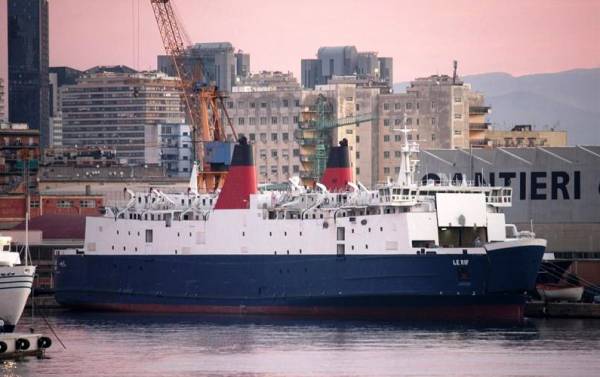Rif bateau - Traversée du Détroit: le Rif reprend du service