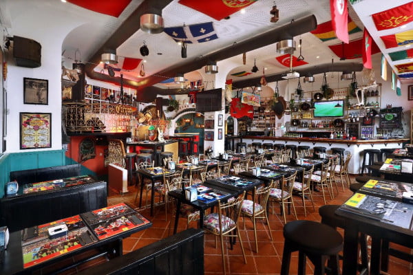 La mythique Bodega de Casa célèbre ses 20 ans et sa passion pour la Movida avec une formule encore plus caliente ! ee9efcd1 0431 47dc 87b8 56243389620e - La mythique Bodega de Casa célèbre ses 20 ans et sa passion pour la Movida avec une formule encore plus caliente !