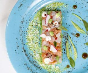 Salmon Avocado Tartare 300x250 - UN VOYAGE CULINAIRE AUX SAVEURS DE L'ATLANTIQUE AU FOUR SEASONS HOTEL CASABLANCA