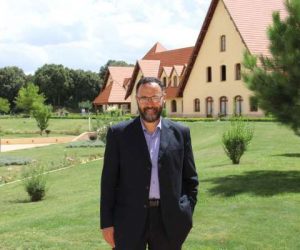 unnamed 300x250 - Deux Marocains parmi les 100 personnalités influentes du e-learning en Afrique