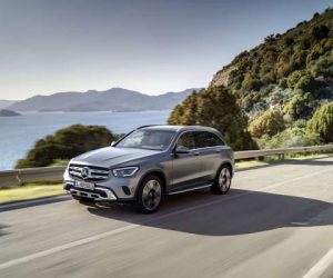 1920 18c0974 004 915236 300x250 - Mercedes dévoile le GLC restylé