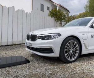 S8 en norvege les taxis se rechargeront grace a l induction 175272 300x250 - Oslo sera la première ville au monde à offrir aux taxis électriques la recharge sans fil