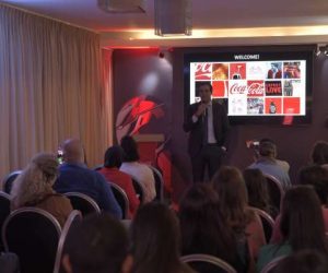 coca cola marvel 300x250 - MARVEL ET COCA-COLA SANS SUCRES ... S’UNISSENT AU MAROC POUR UNE EXPÉRIENCE INTENSE