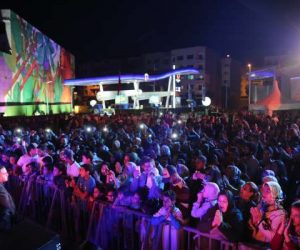 Photo Public 300x250 - L'une des plus grandes fresques murales au Maroc vient d’être réalisée à Ain Sebaâ par le collectif « Taraza Crew »