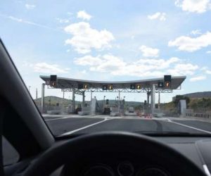 peage 300x250 - Autoroutes/Péage: la traque des fraudeurs s'organise