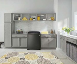 NewTopLoadWasher Lifestyle 300x250 - LG présente des machines à laver à haute efficacité énergétique et haute performance