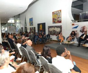 Panel 1 300x250 - La Fondation Attijariwafa bank s’intéresse à l’avenir de l’art contemporain africain