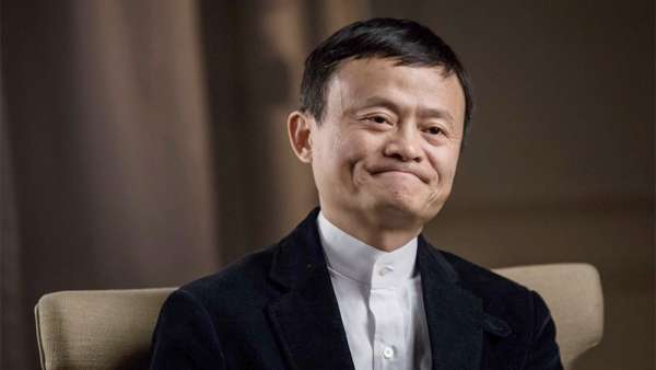 Jack Ma, le co-fondateur de l'entreprise chinoise Alibaba, prend sa retraite Jack Ma, le co-fondateur de l'entreprise chinoise Alibaba, prend sa retraite