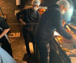 Coronavirus: le Cabestan s'engage à livrer des pizzas gratuites au personnel de l'hôpital Moulay Youssef Photo 1 300x250 - Coronavirus: le Cabestan s'engage à livrer des pizzas gratuites au personnel de l'hôpital Moulay Youssef