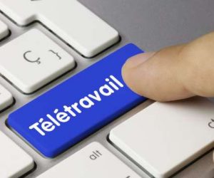 phototeletravaile1489502939462 1600x929 1 300x250 - Carrière: le télétravail sera maintenu même après Covid-19!