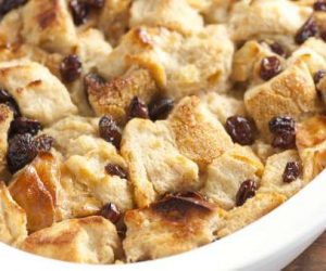 697061a5 793d 43b2 8944 b9358f341ea1 300x250 - Recette du jour : Pudding au pain