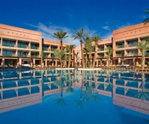 Hotel du Golf Swimming pool 300x250 - Tourisme : prévision de 500 000 nouveaux lits d'ici la coupe du Monde 2030 au Maroc