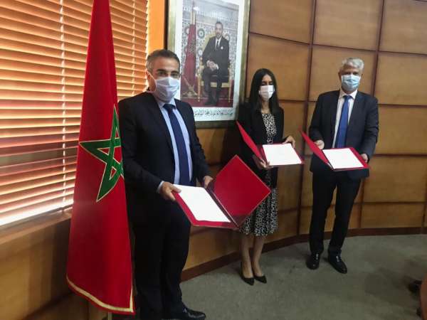Rencontre Nadia Fettah Alaoui Ambassadeur de Suisse au Maroc Directeur Général de la SMIT - Accord de coopération Suisse Maroc  pour le développement du tourisme durable