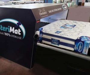 Photo STERIMAT tunnel de sterilisation Dolidol 300x250 - Dolidol développe une technologie exclusive STERIMAT un tunnel de stérilisation qui garantit l’hygiène parfaite de ses matelas