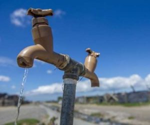 eau soif 300x250 - Réserves en eau: faut-il craindre une grande soif au Maroc?!
