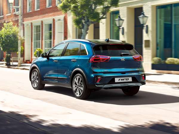 Kia Maroc présente sa gamme hybride Niro et K5 kia niro de pe hev my20 hybrid driving efficiency - Kia Maroc présente sa gamme hybride Niro et K5
