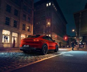 CY19J4LOX0006 layout 300x250 - Le Centre Porsche Casablanca célèbre l’arrivée du nouveau Cayenne Coupé
