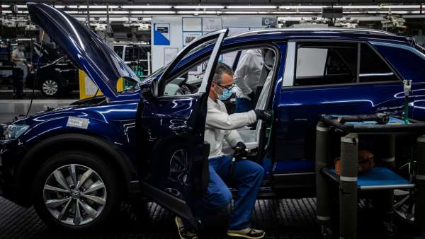 usine automobile Volkswagen 385979 - La production automobile mondiale a chuté de 16% en 2020