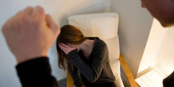531637ff3570916b3964d3fe - Violence conjugale: quelles différences entre les hommes et les femmes selon le HCP?