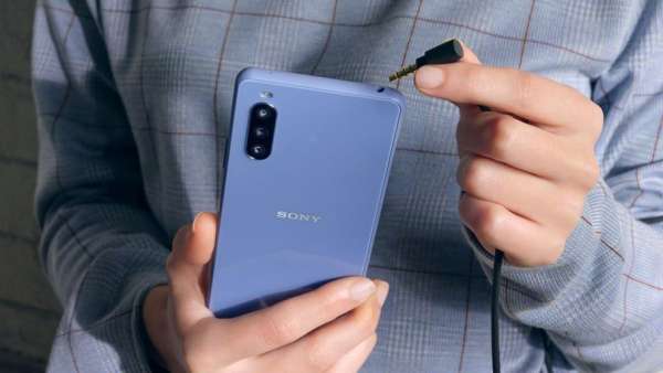 8c1cd1a1 sony xperia 1 iii xperia 5 iii et xperia 10 iii un trio de nouveaux smartphones  908 512  295 784 2695 2137 - Smartphones: Sony toujours dans la course