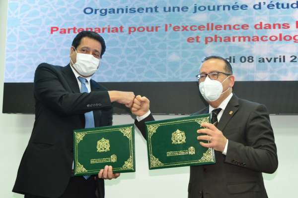 Professeur Radouane MRABET et Docteur Farid BENNIS 2 - Alliance de recherche entre les laboratoires LAPROPHAN et l’université Sidi Mohamed Ben Abdellah de Fès