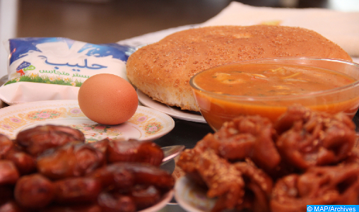 ramadan table - Maladies chroniques: Jeûner ou pas, telle est la question ?