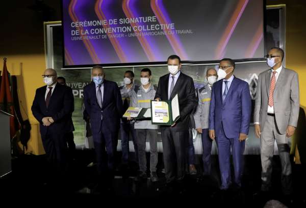 Ceremonie de signature de la convention collective usine Renault de Tanger mardi 18 mai 2021 - Le Groupe Renault Maroc dévoile ses deux nouveaux véhicules produits à l'usine de Tanger